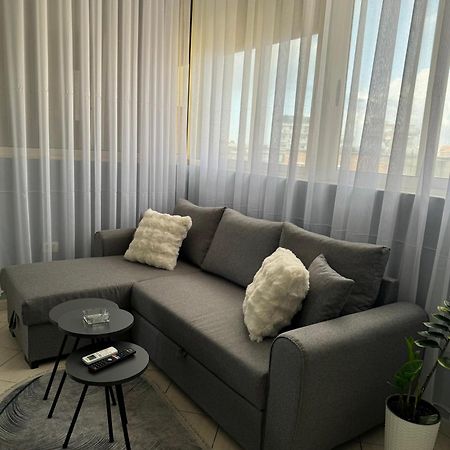 Mirela'S Apartment City Center 티라나 외부 사진
